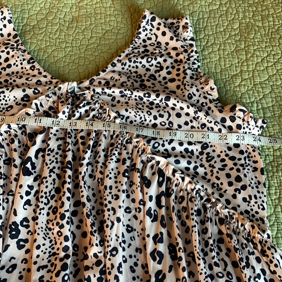 Leopard Ruffle High Low Sleeveless Top * 1X - Picture 6 of 11